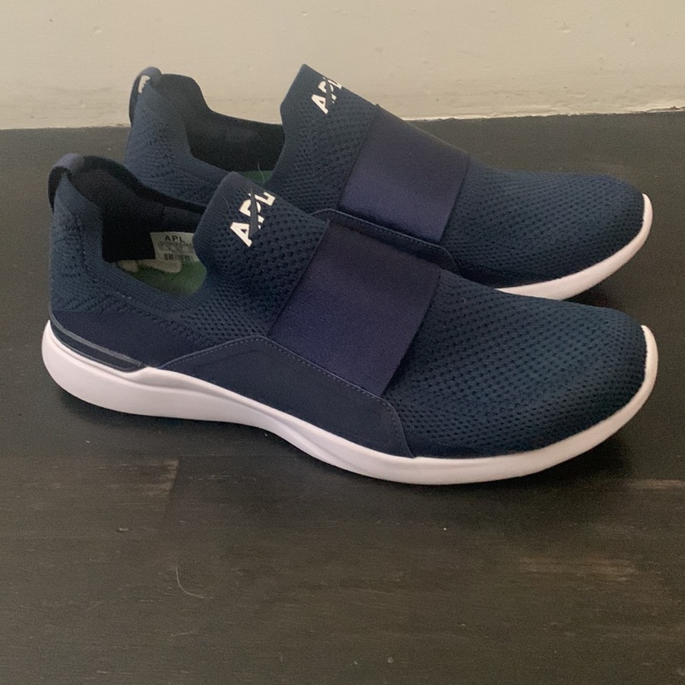 APL: Athletic Propulsion Labs Men's Techloom Bliss Running Sneakers